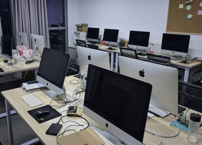 不凡學(xué)院 專業(yè)前端培訓(xùn)與UI設(shè)計(jì)，助力鄭州軟件開發(fā)人才培養(yǎng)